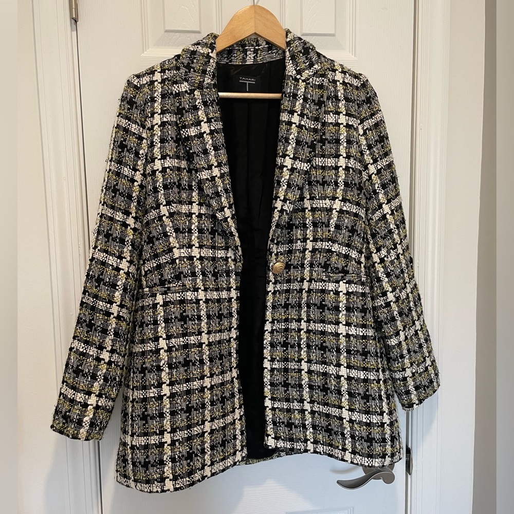 Tahari tweed Blazer Black with yelllow and white lines and Gold Button